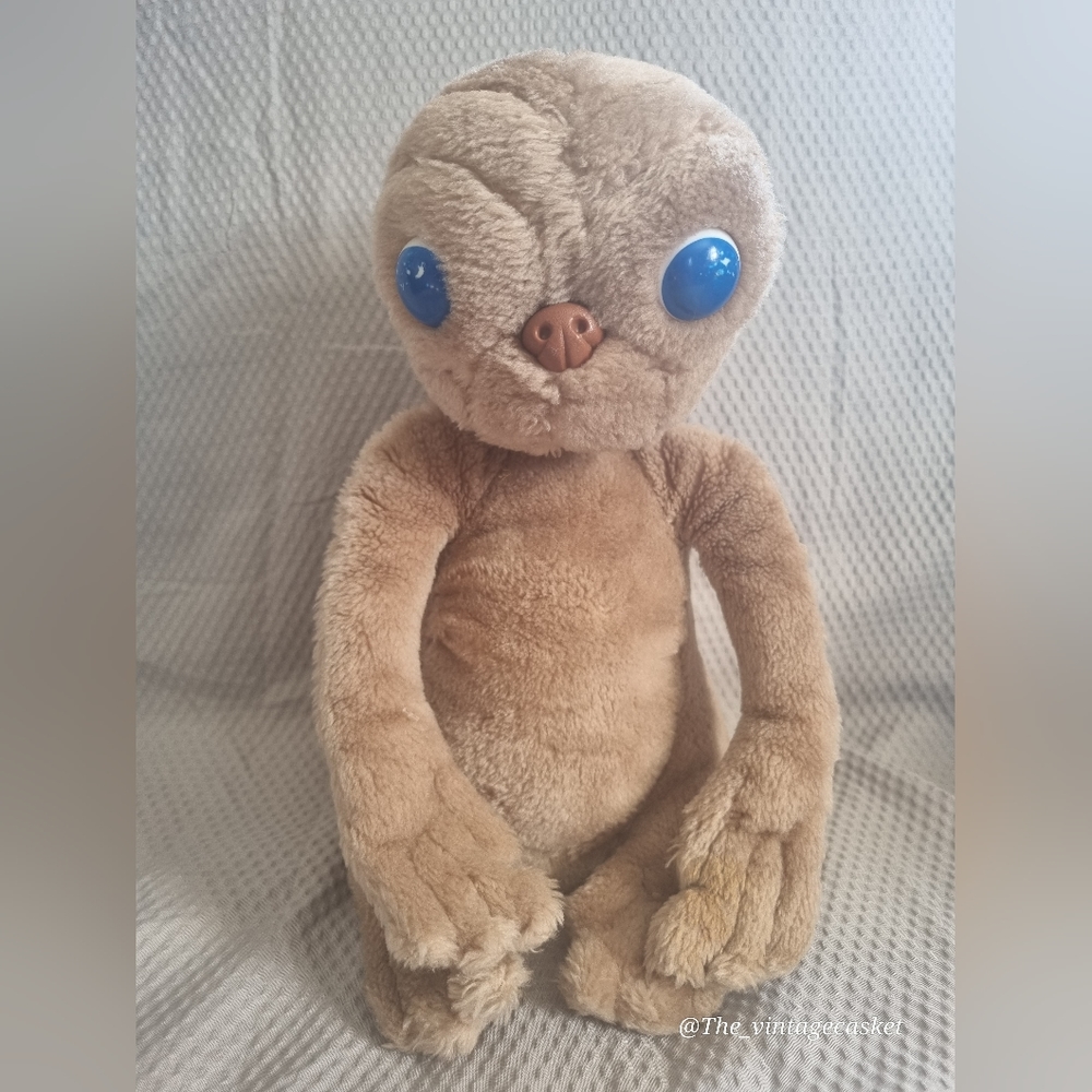 Vintage 1982 Showtime E.T. Extra Terrestrial 12" plush doll